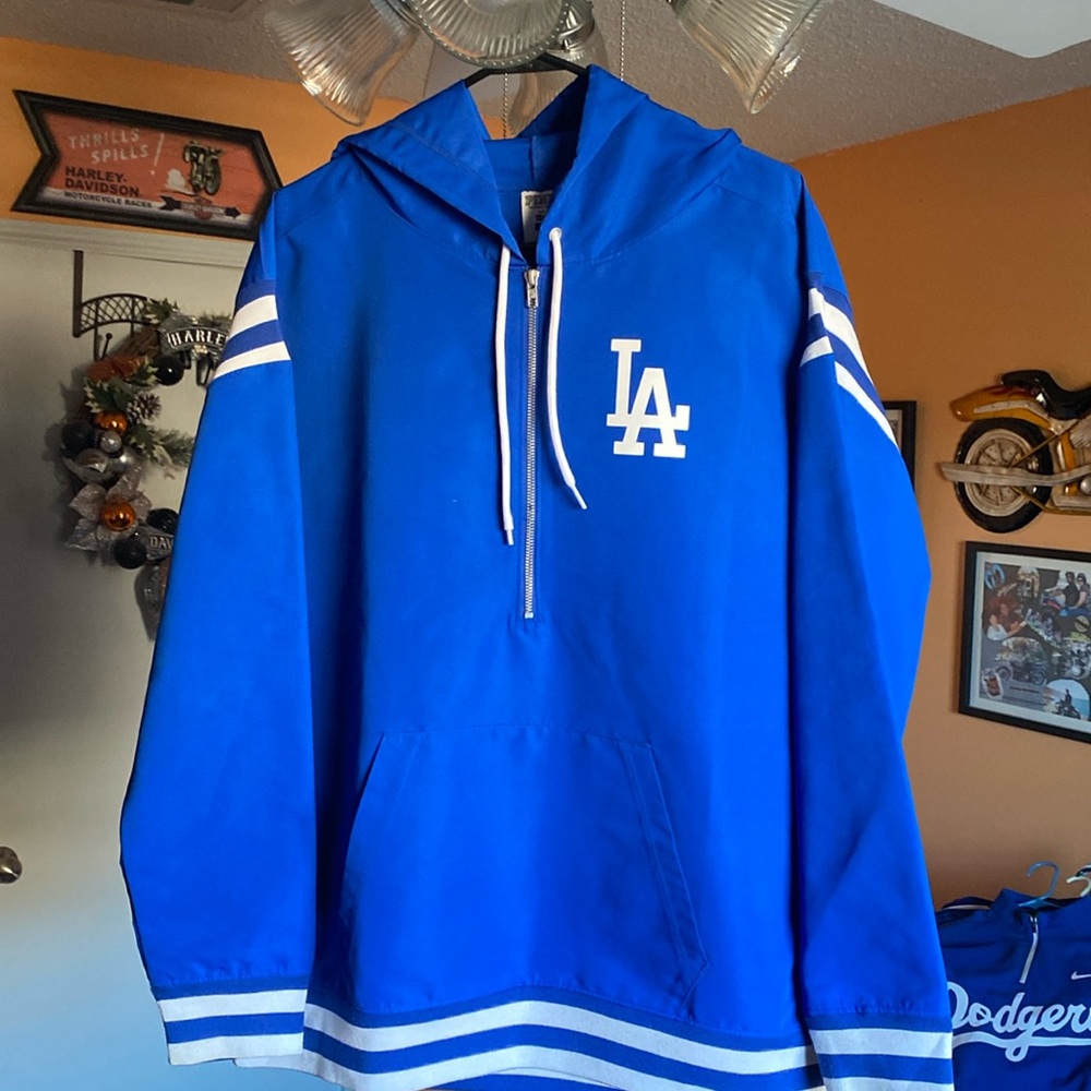 Los Angeles “PINK” Dodger Pullover